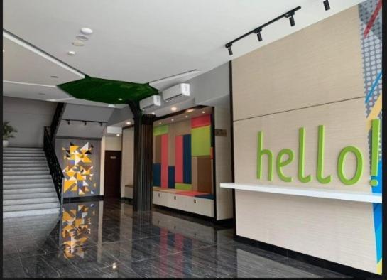 Bless Hotels Sintang Екстериор снимка